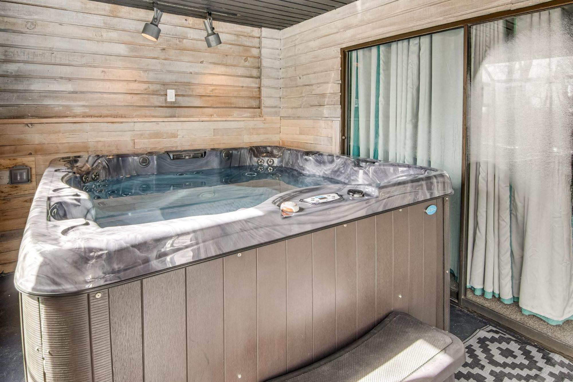 5 Mi To Area Attractions Home With Hot Tub Colorado Springs Eksteriør bilde